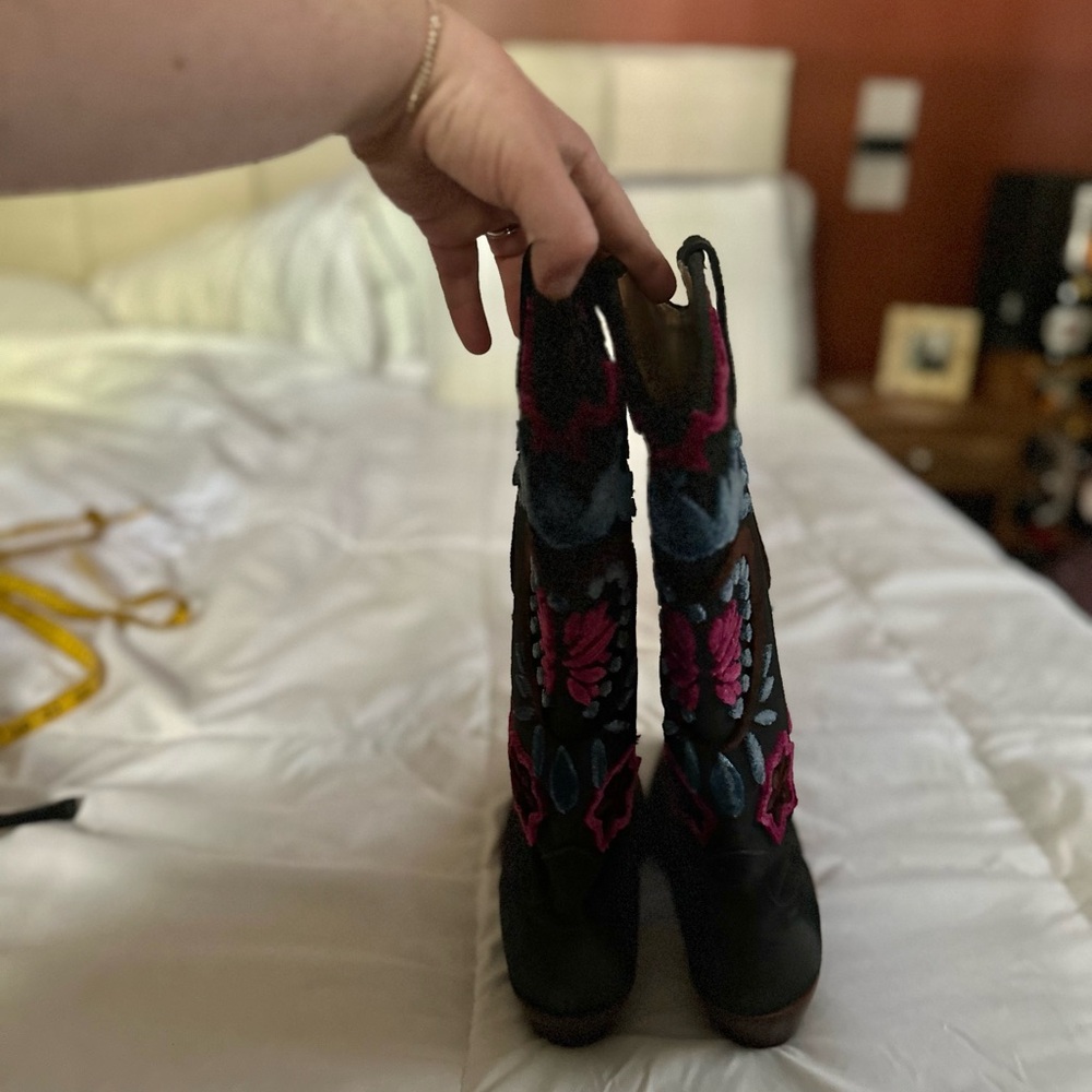 Free People Roundhouse Boots, size 36 or size 5/5.5 - Picture 5 of 5